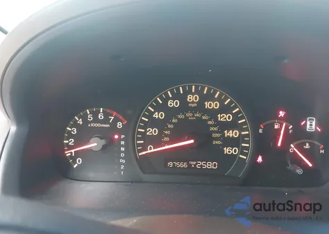 2004 Honda Accord 2.4 Lx z USA, uszkodzony, nr VIN 1HGCM56394A028414